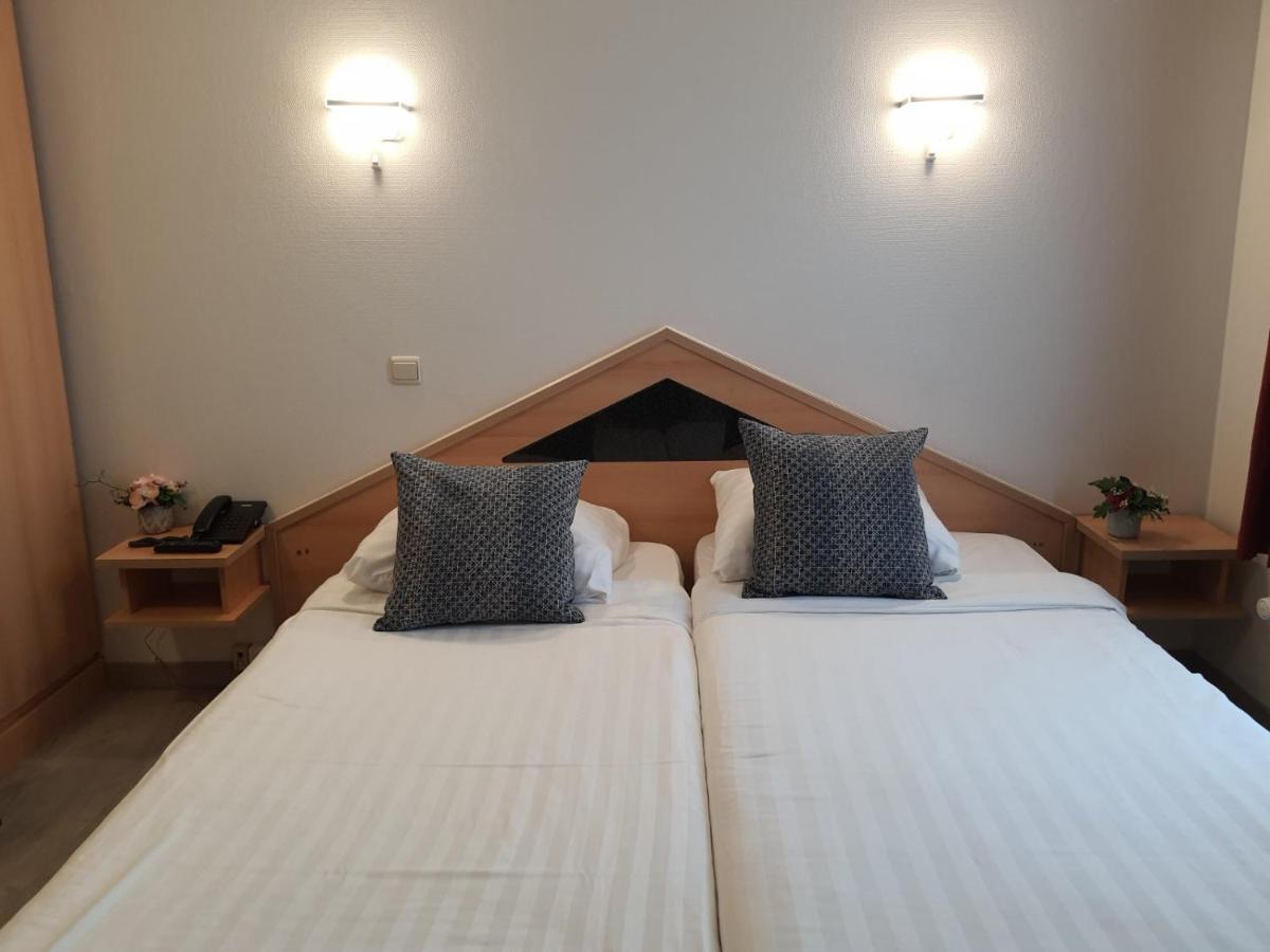 Hotel New Flanders Синт-Никлас Екстериор снимка