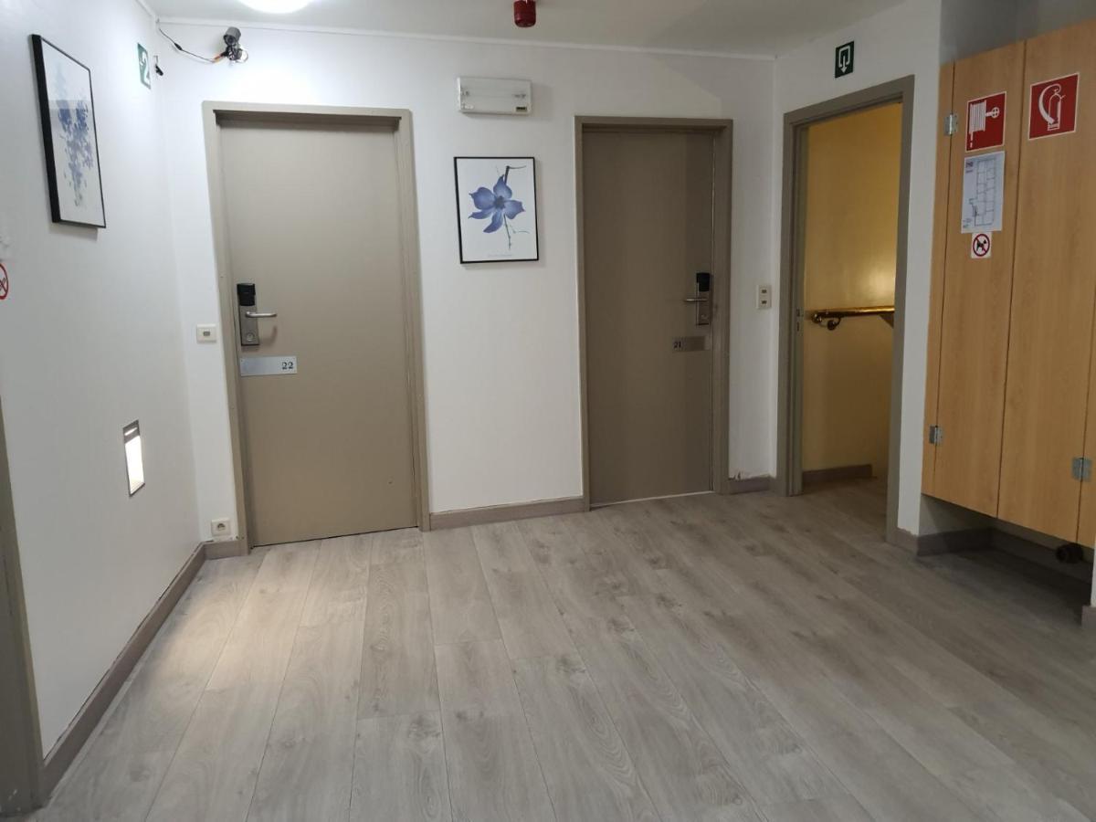 Hotel New Flanders Синт-Никлас Екстериор снимка