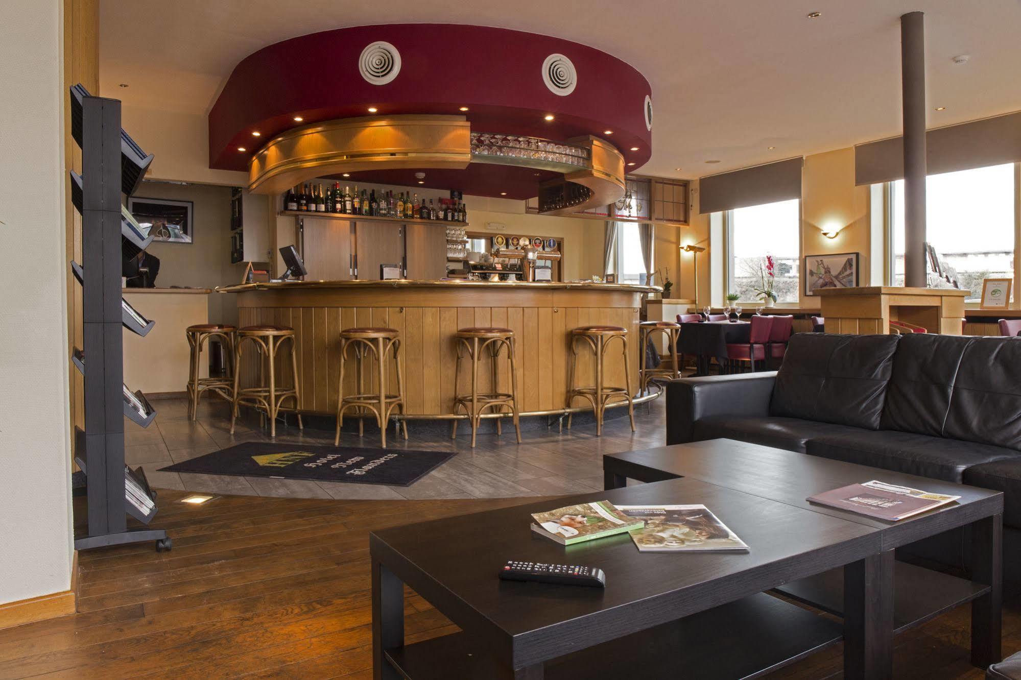 Hotel New Flanders Синт-Никлас Екстериор снимка